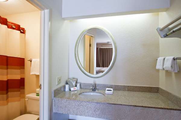 Red Roof Inn Cincinnati East - Beechmont Cherry Grove Quarto foto